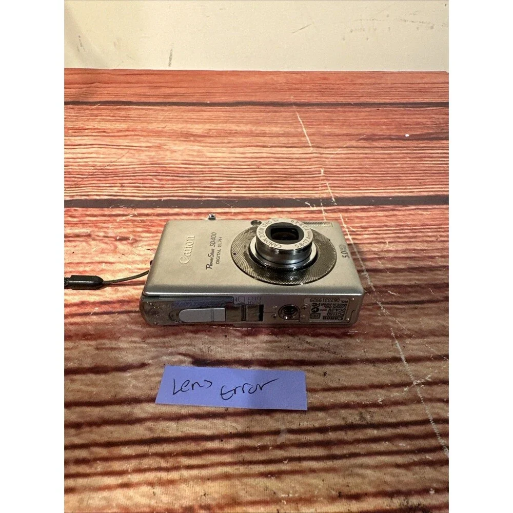 Canon PowerShot Digital ELPH SD400 / Digital IXUS 50 5.0MP Digital Camera